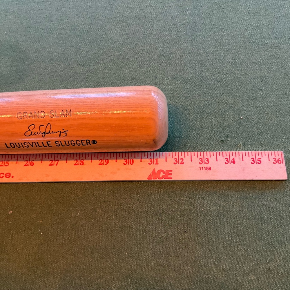 Louisville Slugger Wooden white ash Baseball Bat 31 1/2” like new - Picture 5 of 6